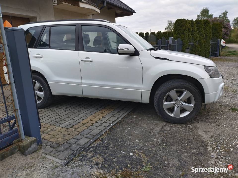 Suzuki Grand Vitara 19 DDiS 4x4 Exclusive napęd 4x4 sprzedam