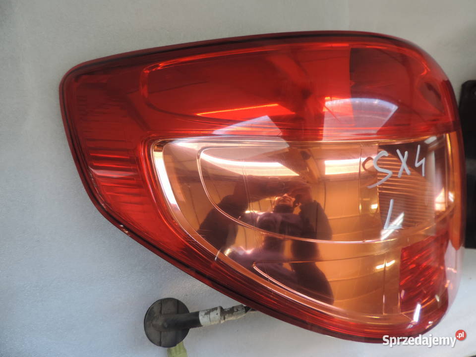 SUZUKI SX4 FIAT SEDICI LAMPA TYLNA LEWA Nowy Sącz