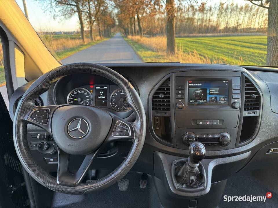 Mercedes vito 5osobowy long 2023 Zwoleń sprzedam