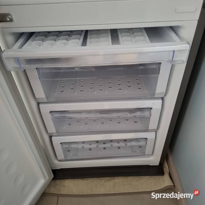 Sprzedam lodówkę Samsung Stan Lodówki i zamrażarki zachodniopomorskie Stargard