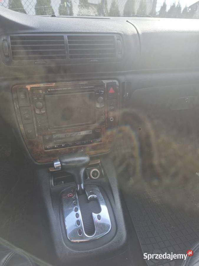 Sprzedam VW passat B5 lifcie 19 TDI nowy silnik Rok produkcji 2002 Sadurki sprzedam