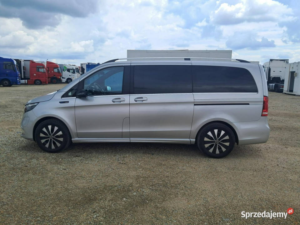 Mercedes EQV Komorniki