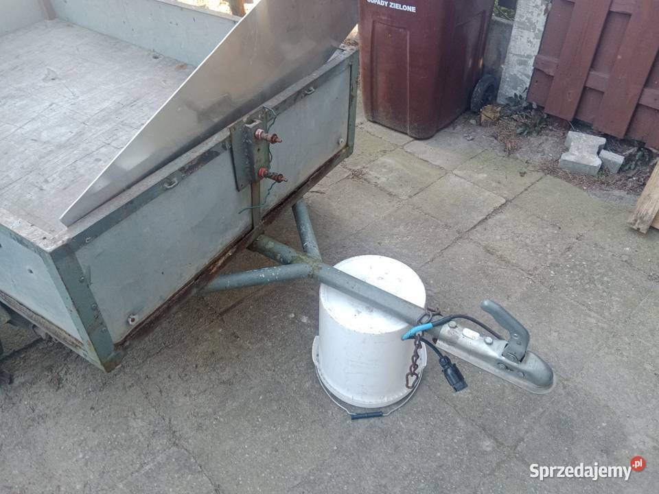 Przyczepka przyczepa samochodowa lekka wielkopolskie Jarocin