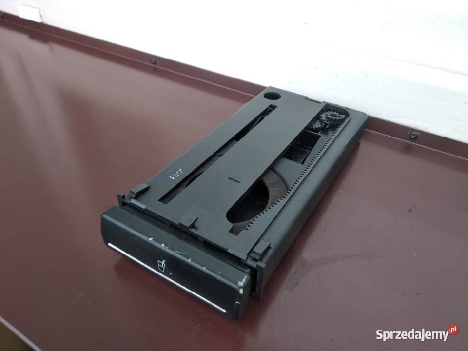 Audi A3 8P cupholder uchwyt na kubki 8P0862534 łódzkie Sieradz