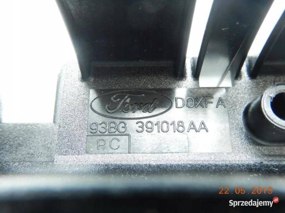 LAMPKA OŚWIETLENIE FORD MONDEO 9296