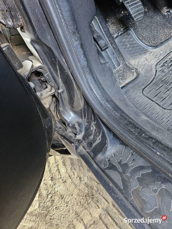 Renault Clio Kombi wersja limitowana RipCurl uszkodzony lubuskie Zielona Góra