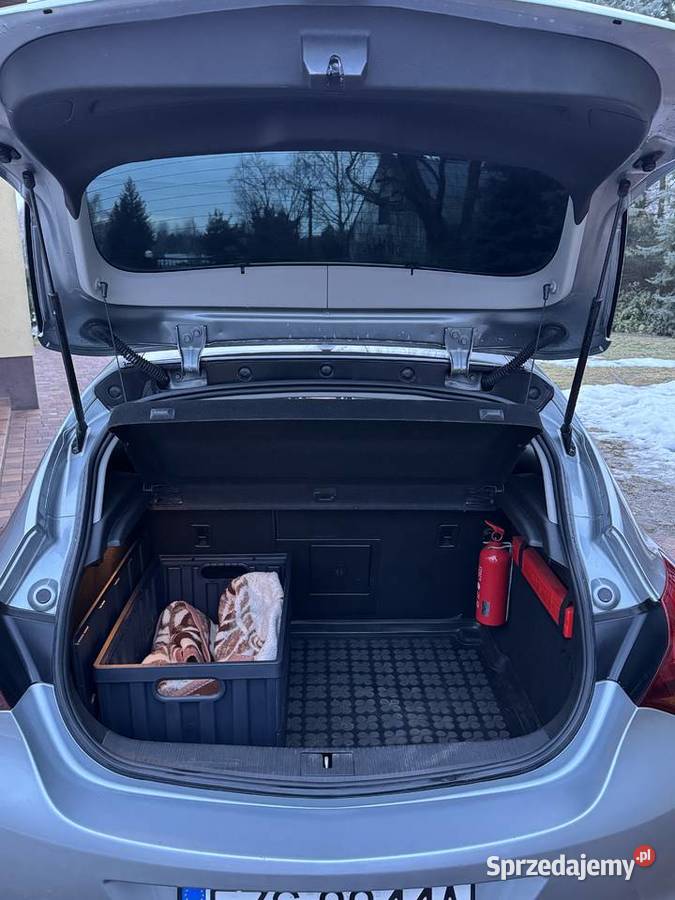 Opel astra J IV 17 cdti 2010 Prywatne nieuszkodzony Astra