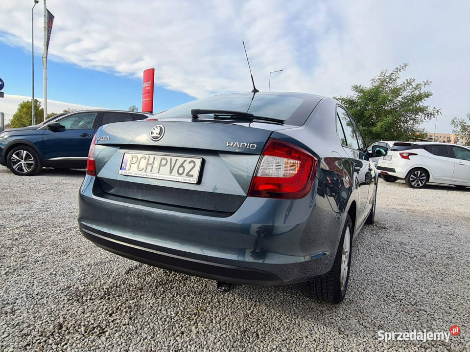 koda RAPID 37 Klimatyzacja PDC Grzane Fotele Led lakier metallic