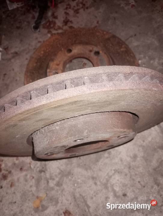 tatcze chamulcowe przednie hiundai i30 Wieluń