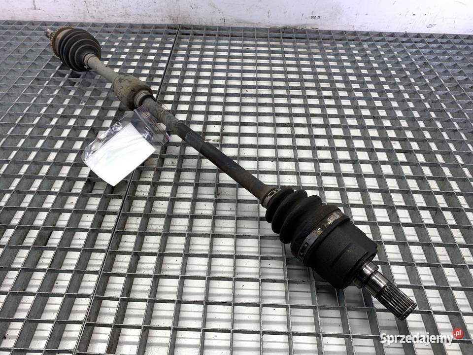 PÓŁOŚ PRAWY PRZÓD HYUNDAI i20 12 78 PRZEGUB sprzedam