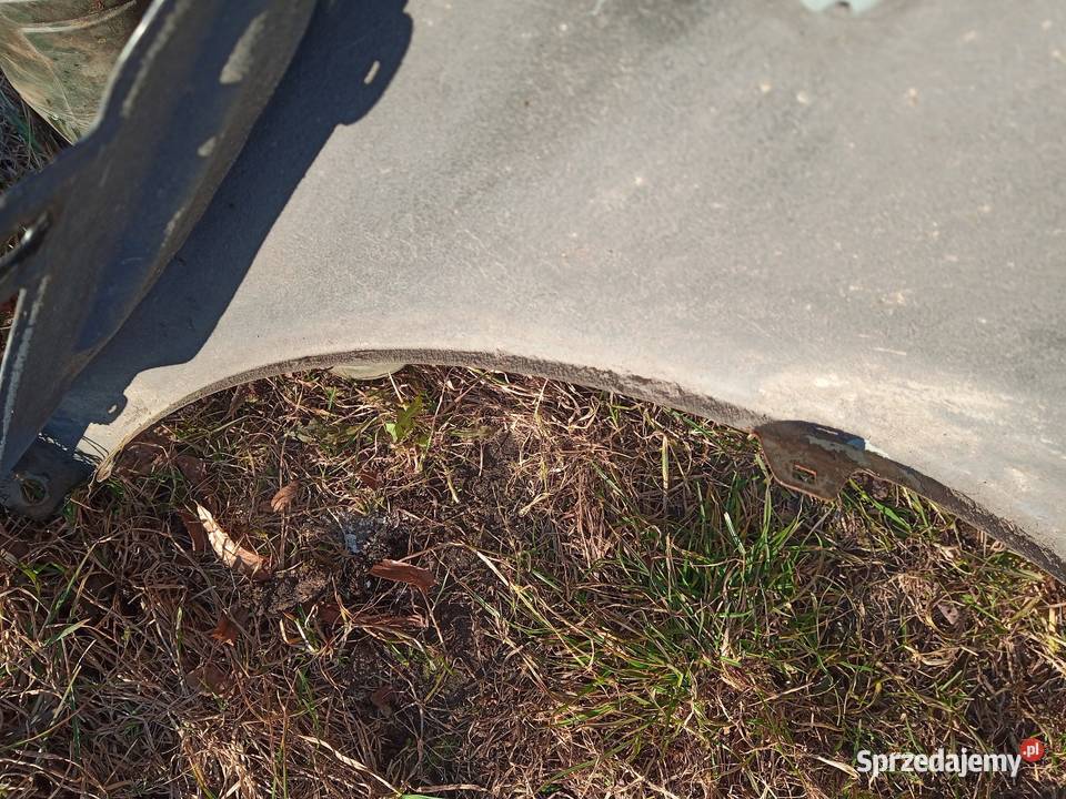 Błotnik golf 4 LW5Z lewy Karoseria Parchowo