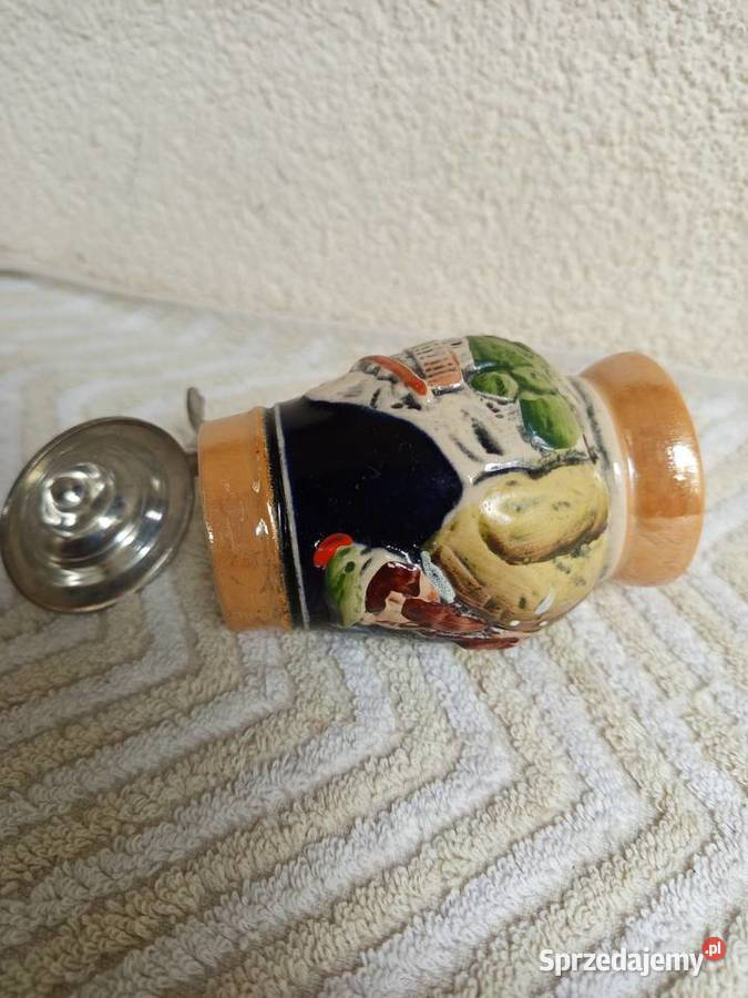 Bawarski kufel ceramiczny z aluminiowym Warszawa