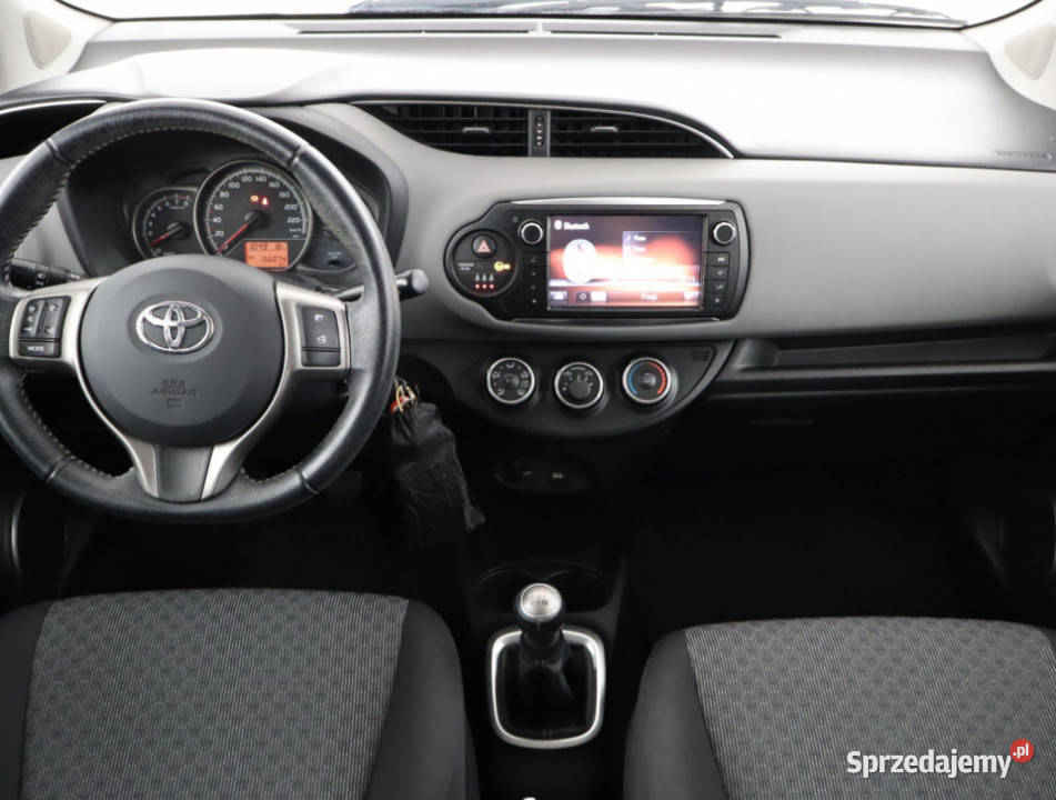 Toyota Yaris 10 VVTi Hatchback Yaris Bielany Wrocławskie
