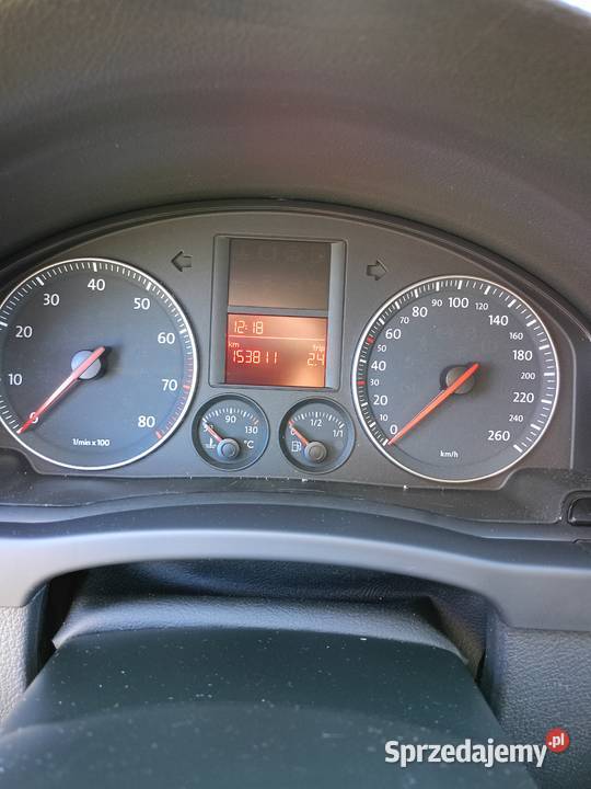 VW Golf Plus 16 Benzyna nieuszkodzony Niepołomice sprzedam