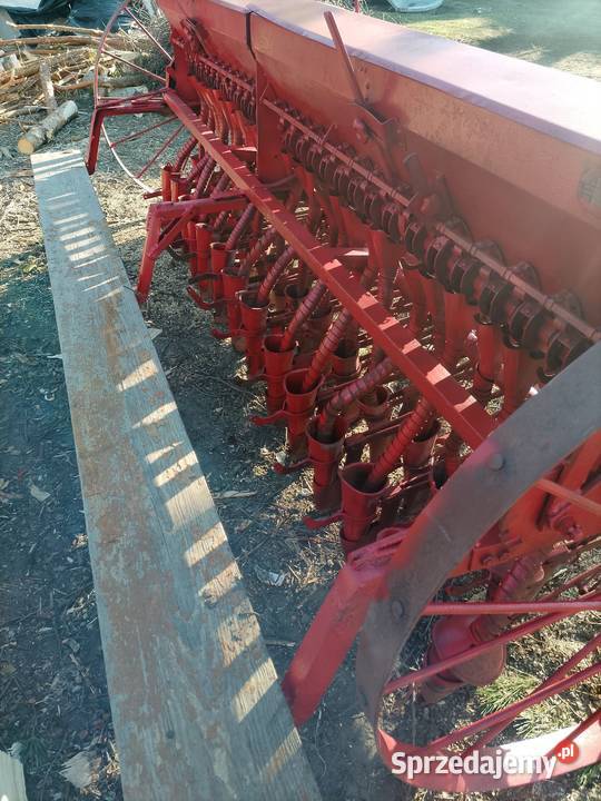 Siewnik na sprzedaż nieuszkodzony lubelskie Łuków sprzedam