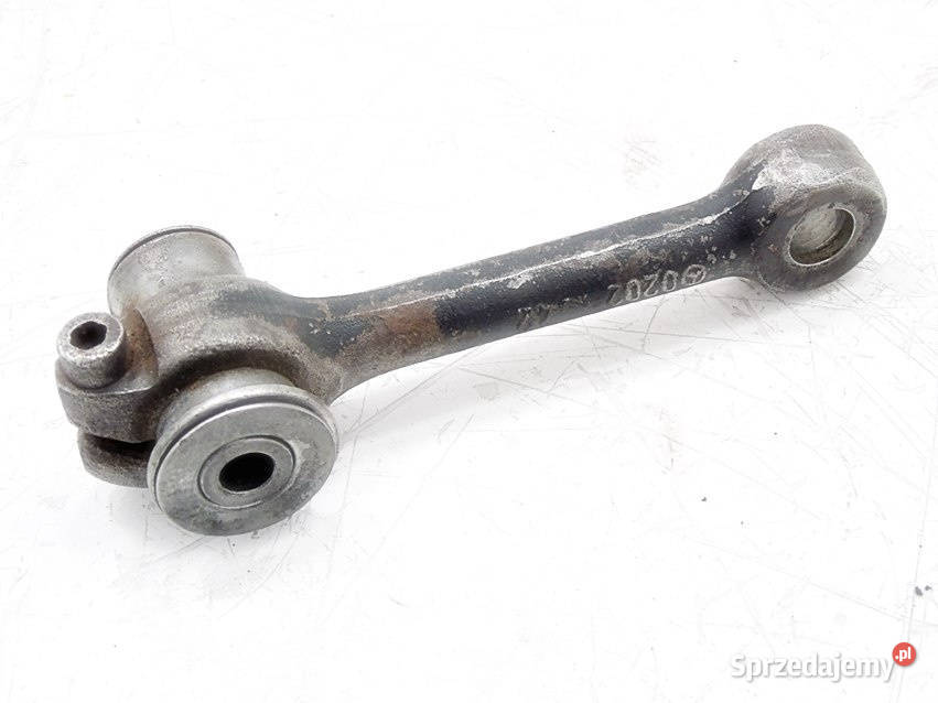 ŁAPA DŹWIGNIA MERCEDES W202 C180 18