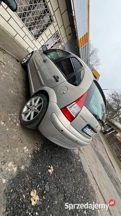 Citroen C3 14 75 benzyna niski przebieg C3
