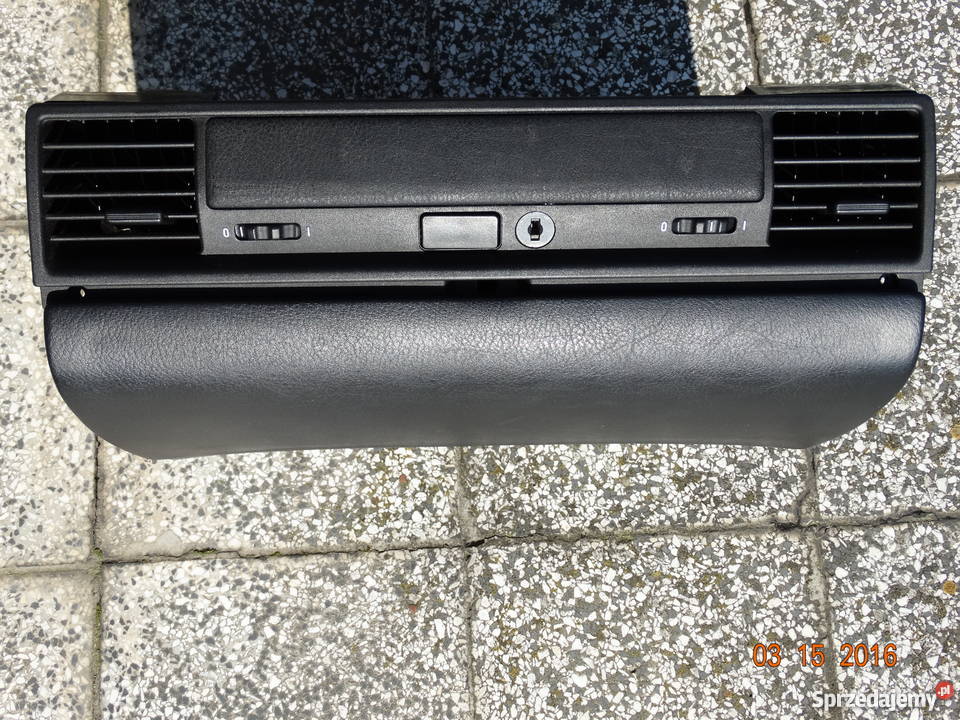 Schowek pasażera czarny Bmw e36 sedan Wyposażenie wnętrza Książenice