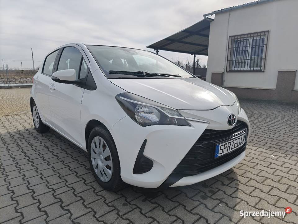 Toyota Yaris III FL 1 0 benzyna Salon Polska mazowieckie Belsk Duży