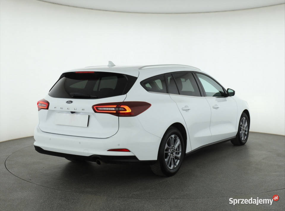 Ford Focus 10 EcoBoost sprzedam