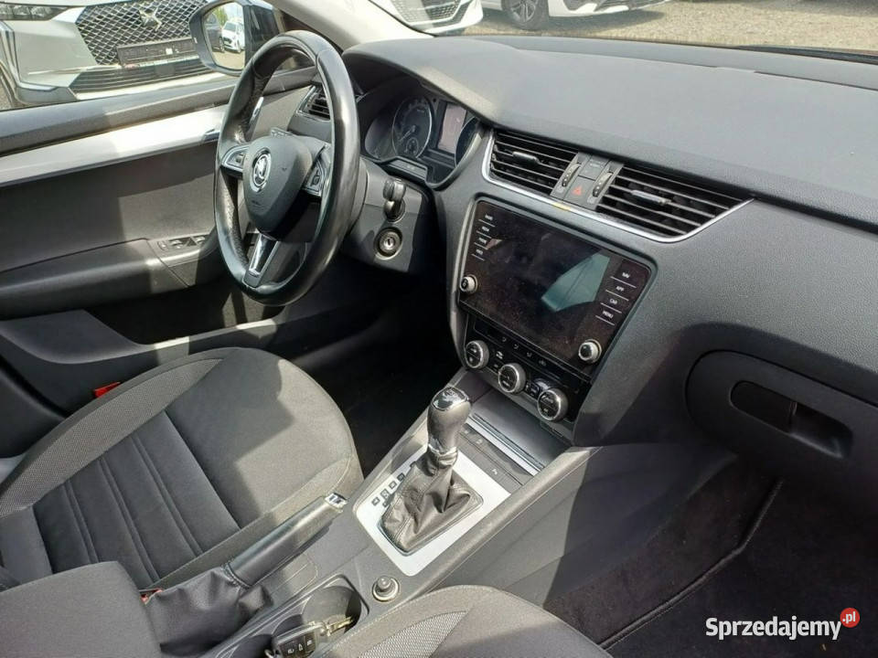 koda Octavia AUTOMATNaviLEDKameraTabletPDC1 czujnik deszczu Octavia Chrzanów