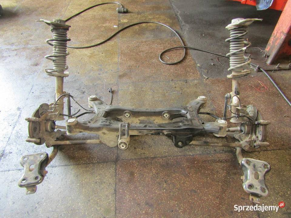 OŚ TYLNA ZAWIESZNIE SANKI TYLNE BELKA 4X4 20 osobowe