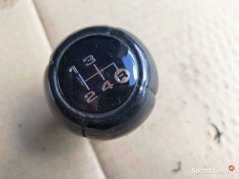 AUDI 80B3 80 B3 4 BIEGI GAŁKA LEWARKA ZMIANY sprzedam