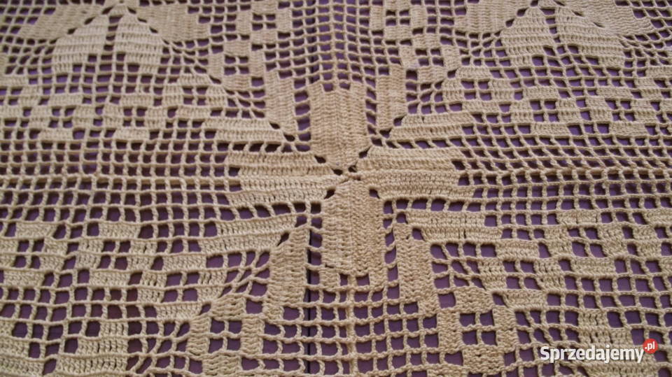 Bieżnik szydełkowy Wyposażenie wnętrz Leźnica Wielka-Osiedle