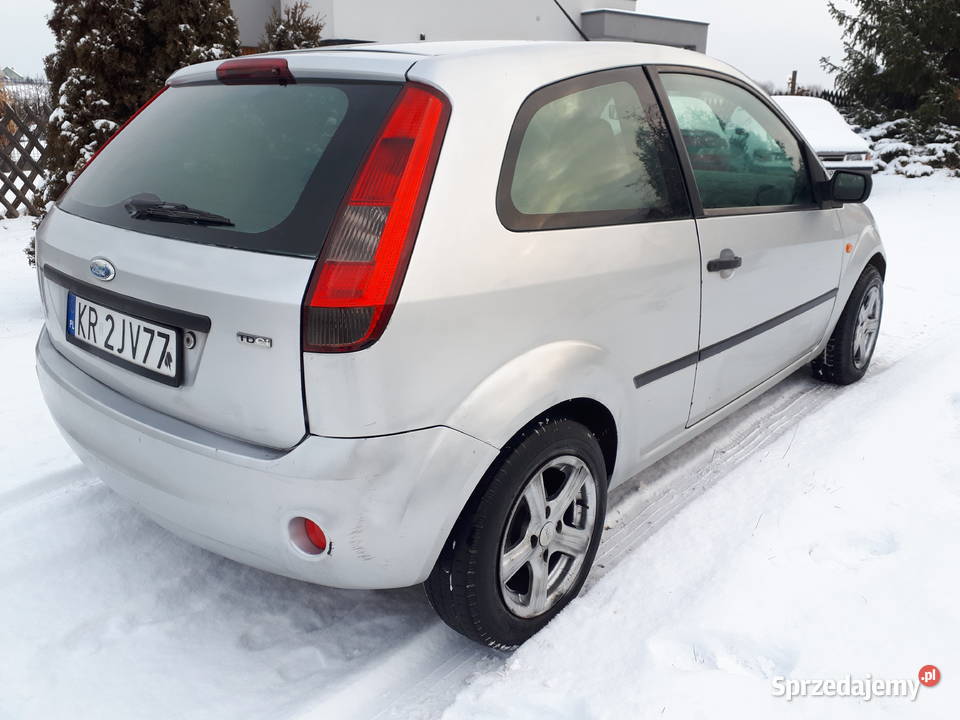ford fiesta 14 tdci mały przebieg diesel śląskie Poręba sprzedam