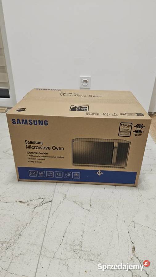 Kuchenka mikrofalowa Samsung MS23F301TFK 23L Krosno sprzedam