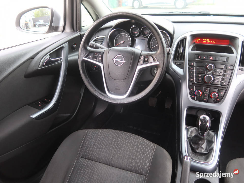 Opel Astra 14 16V ASR (kontrola trakcji)