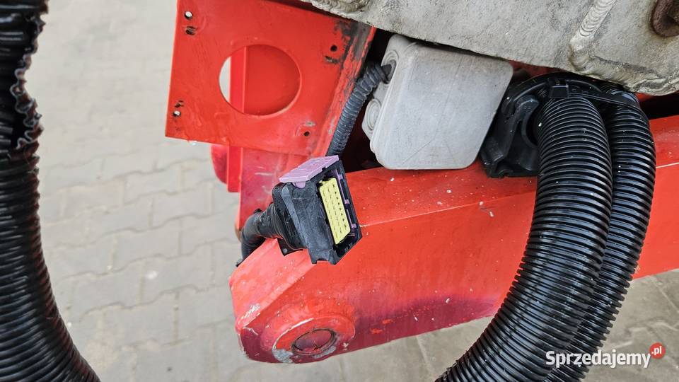 Gąsienicowy podnośnik koszowy Teupen LEO 23GT Dźwigi, podnośniki