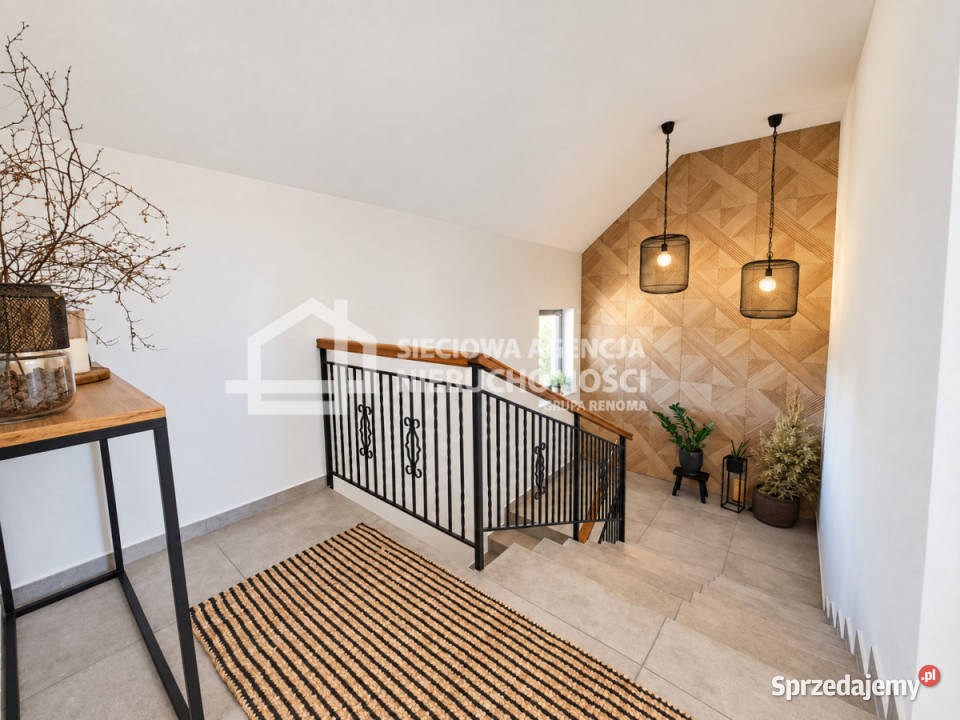Lokal Dzierżążno 500m2 Ilość pomieszczeń 9 sprzedam