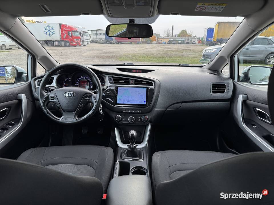 Kia Ceed 14 BENZYNA Klimatyzacja Nawigacja gniazdo AUX Konin