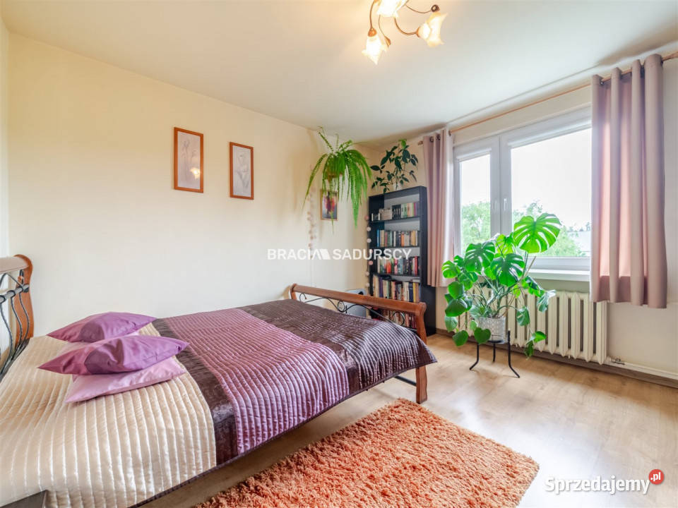 Mieszkanie Kraków Halszki 614m2 3 pokojowe Rok budowy 1984 Sprzedaż małopolskie sprzedam