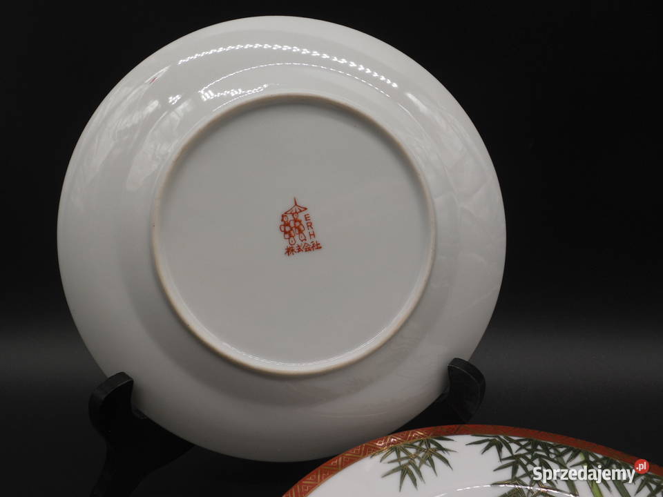 Japońskie talerze z motywem chryzantem i bambusa Raszków