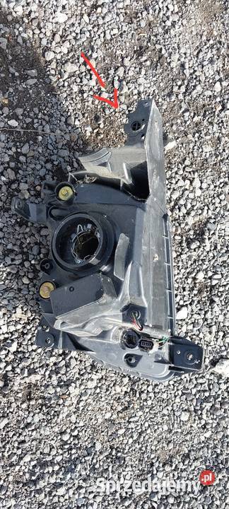 Mazda MPV lift 2003 2005 lampa przednia prawa osobowe dolnośląskie Byków