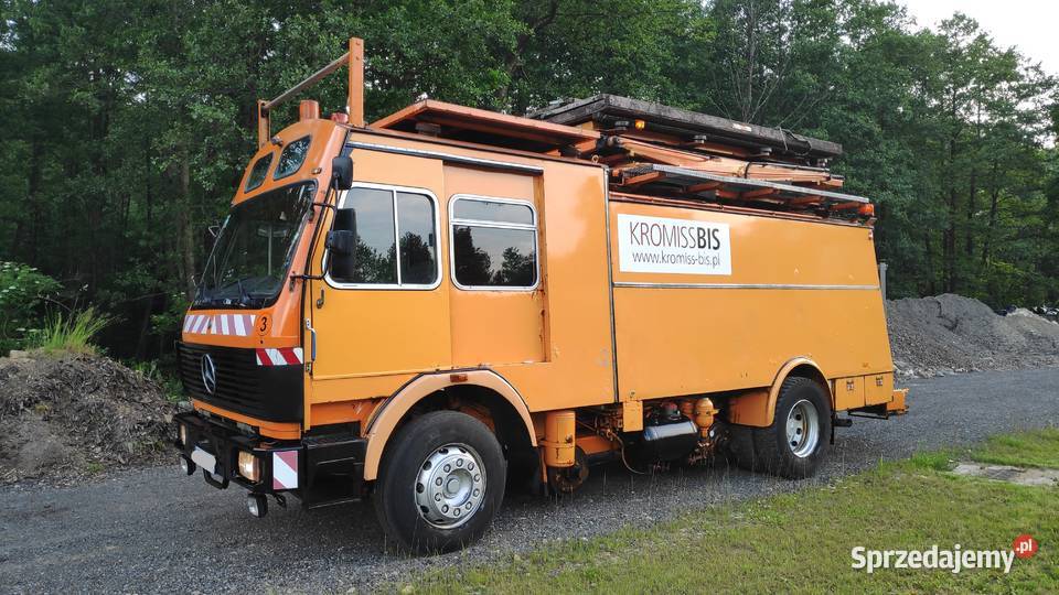 Mercedes dwudrogowy podnośnik kolejowy Specjalne Bolęcin