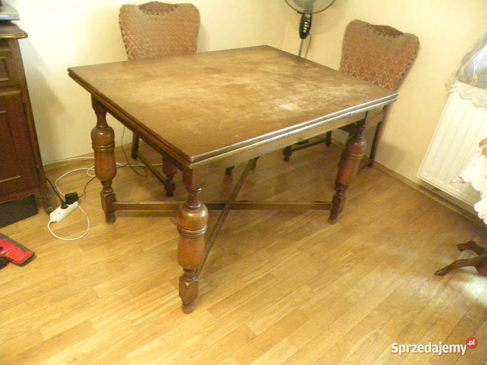 Stół bukowy rozsuwany wraz z 4 krzesłami