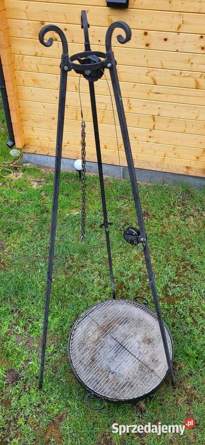 Grill ogrodowy z podwieszanym rusztem Warszawa