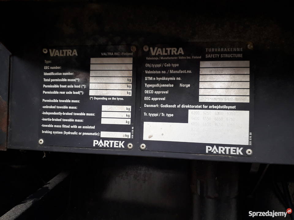 Ciągnik rolniczy Valtra 6250 z ładowaczem OKAZJA Nowy Sącz