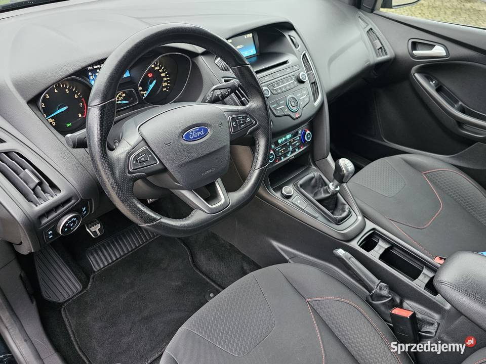 Benzyna LIFT STLine Klimatronik LED ALU GFotele przyciemniane szyby Tulce sprzedam