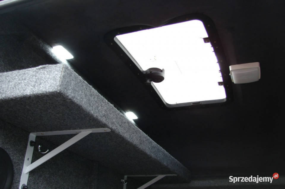 Volkswagen Crafter 20 TDI1407 osobowysuper stan Piła