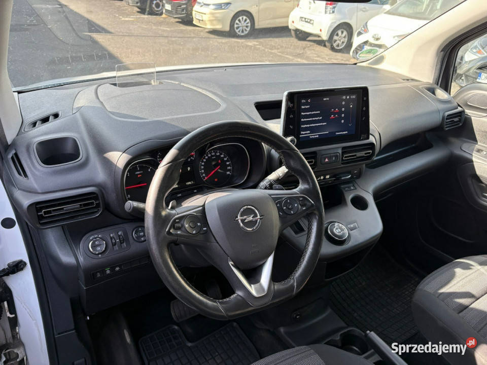 Opel Combo Life Opel ComboLife Niepełnosprawnych podgrzewane fotele dolnośląskie