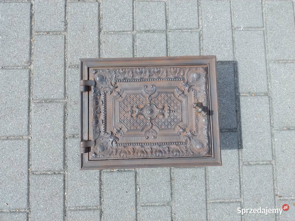 Stare przedwojenne zdobione drzwiczki pieca Gdynia