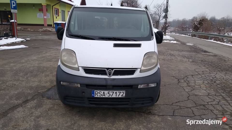 Vivaro trafic primastar Rok produkcji 2001 Zagórz