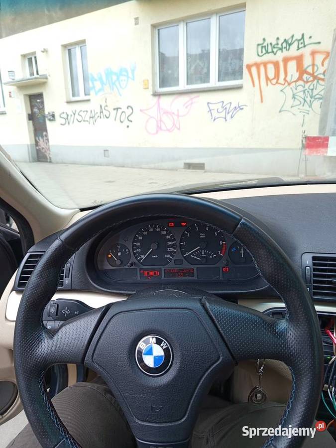 BMW E46 328 sedan