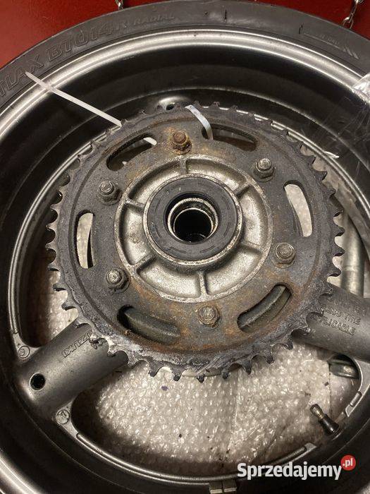 Suzuki GSXR 750 tylne koło opona felga ośka C394 Pozostałe Poznań sprzedam