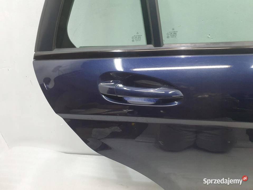 DRZWI PRAWY TYŁ MERCEDES W204 KOMBI 0714 sprzedam