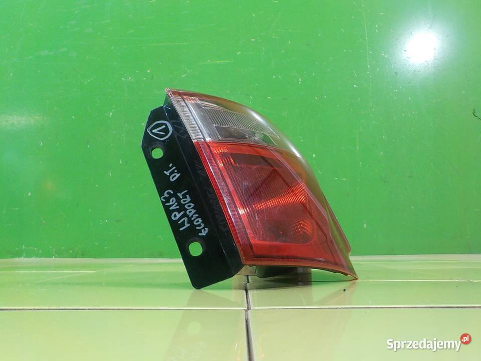 FORD ECOSPORT II 10 B 18r 5D lampa prawa tyl osobowe mazowieckie Suków